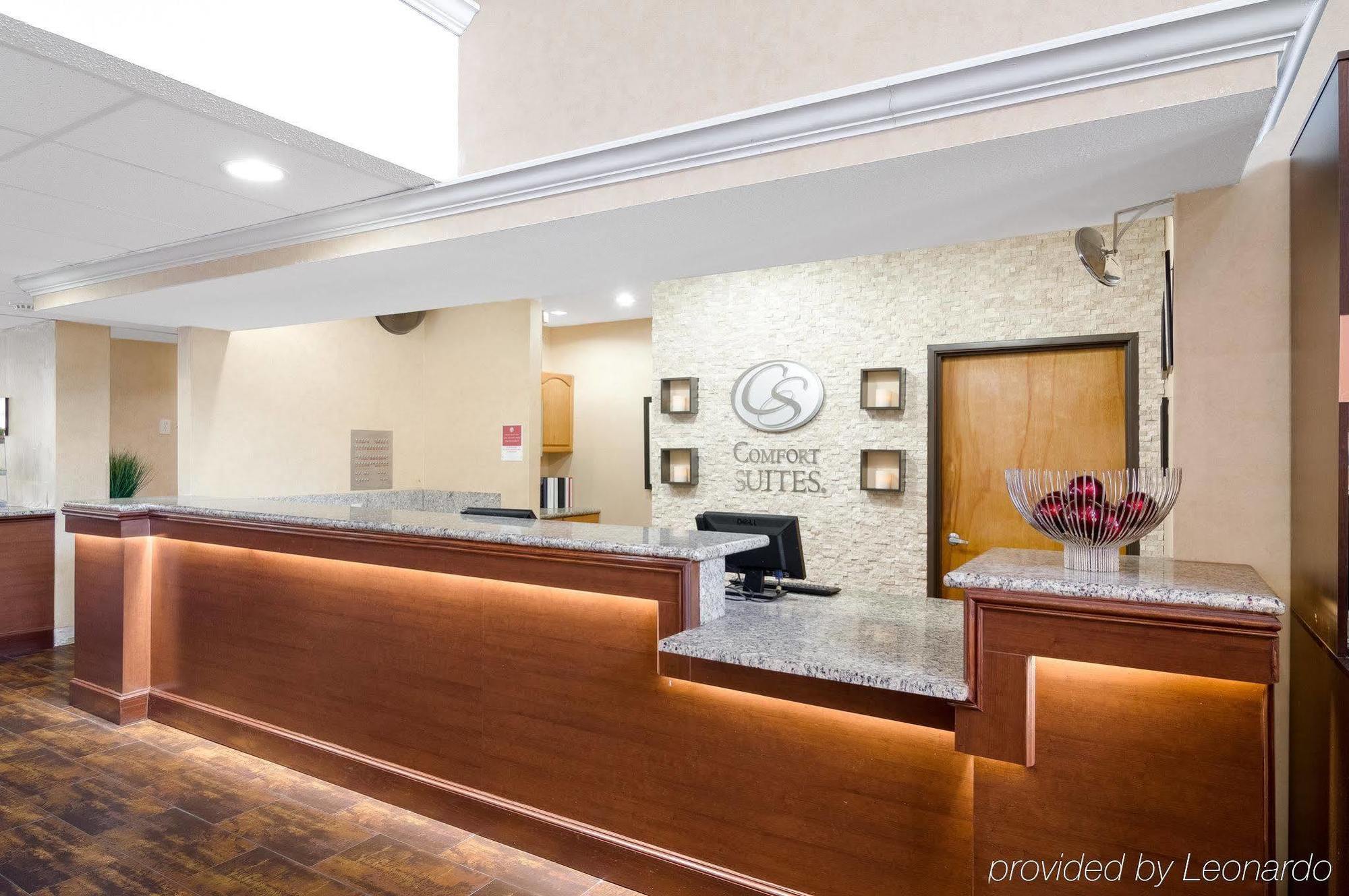 Quality Suites Irving-Las Colinas Bagian luar foto